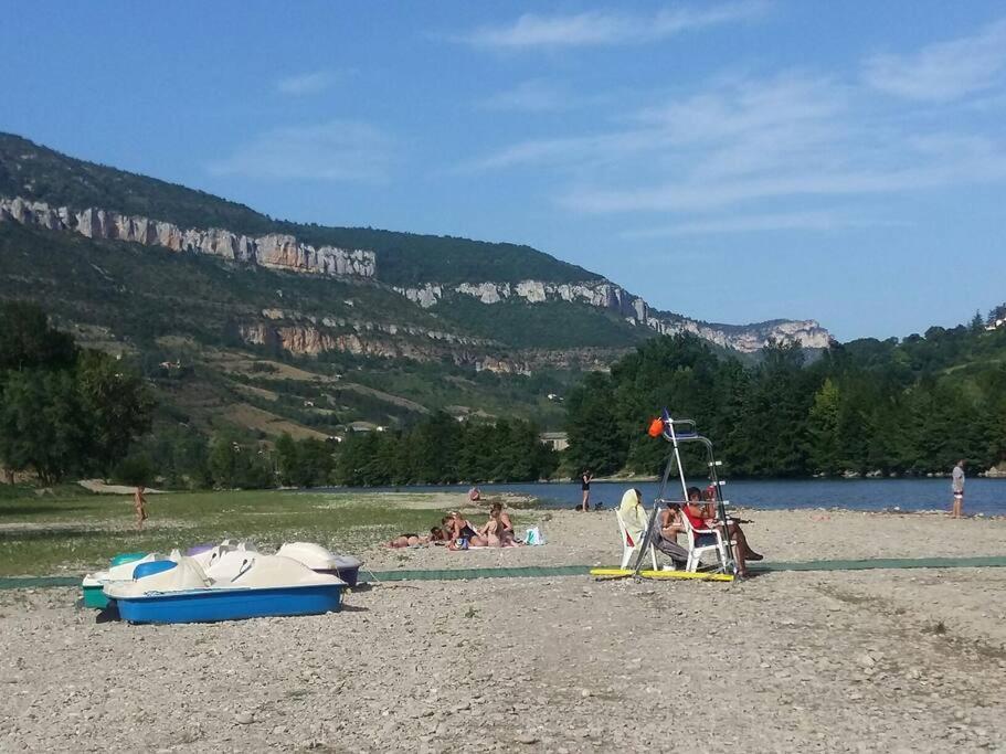 Ferienwohnung Les Bambous - Rez De Jardin Millau Centre - Parking Privatif, Wifi Exterior foto